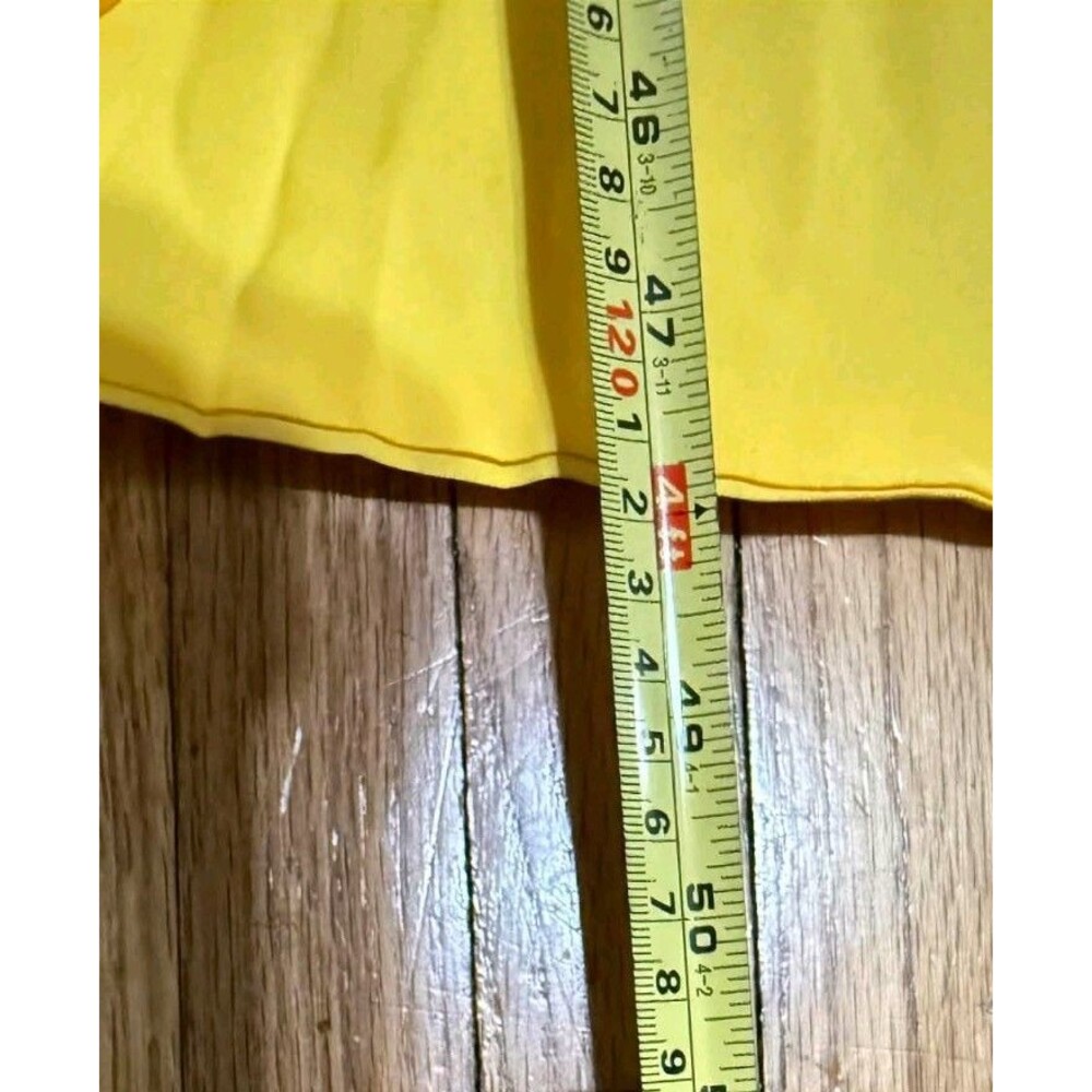 Cicinia Women's Size 26 Yellow Gown 48-inch Length, 24-inch Waist - Picture 8 of 12